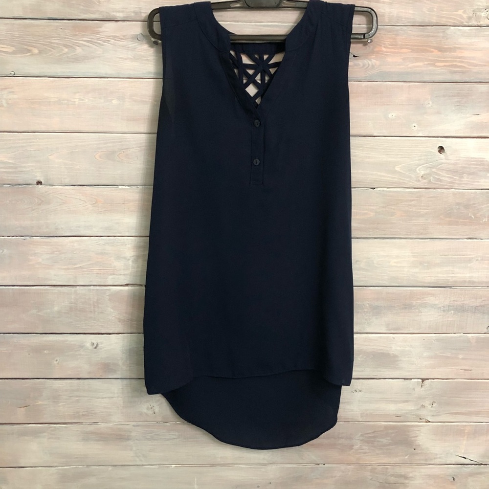 Navy blue woman’s tank top